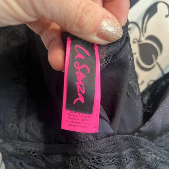 La SENZA Black Lace Chemise - Picture 2 of 4
